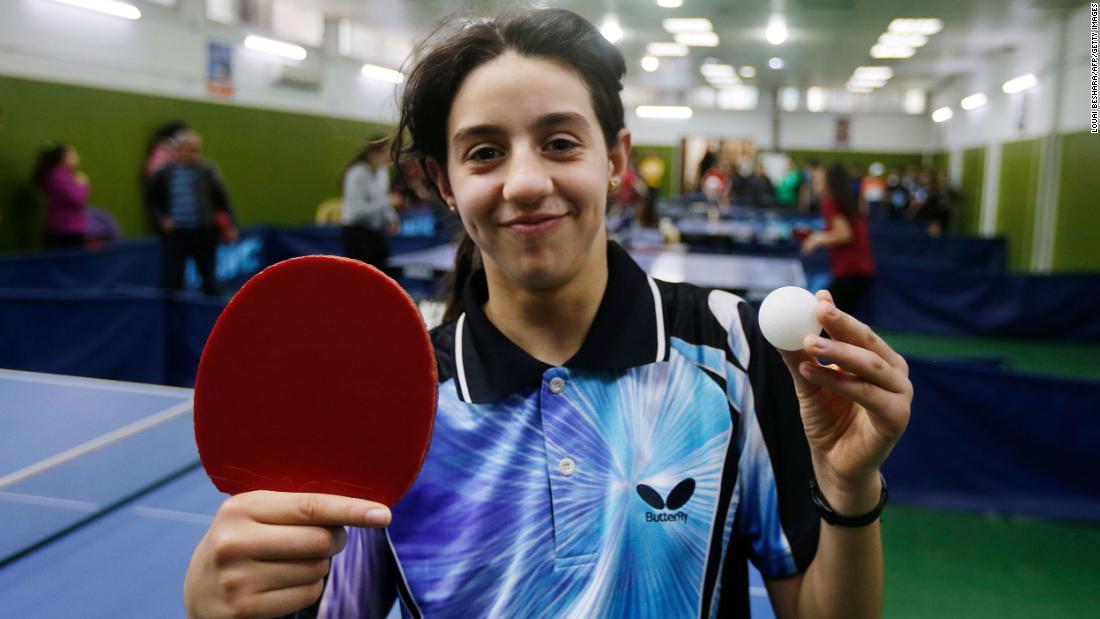 &lt;strong&gt;Hend Zaza (Syria):&lt;/strong&gt; で 12 年, Zaza is expected to be the youngest Olympian in Tokyo — and the fifth-youngest person ever to compete in the Olympics. The table-tennis player actually qualified in February 2020 when she was just 11. Because of the country&#39;s civil war, she hasn&#39;t been able to enter many tournaments, her coach has said.
