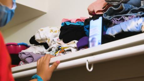 Every morning before school Casandra and her mom use video chat to choose what the girl is going to wear.