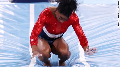 'I need to focus on my sanity' says Simone Biles after withdrawing from gold medal event