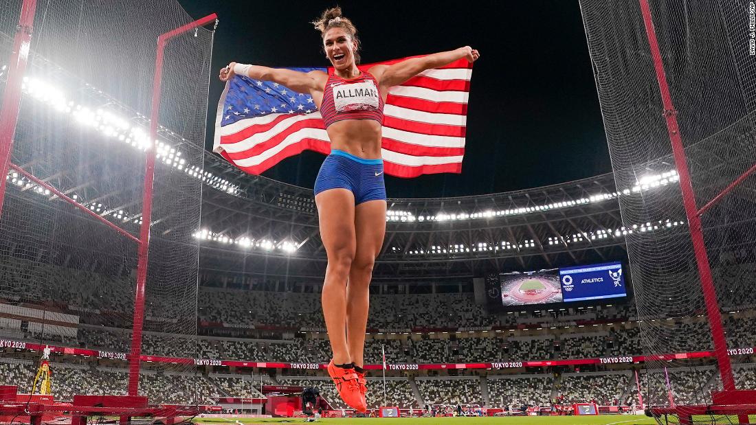 American Valarie Allman celebrates &lt;a href=&quot;https://www.cnn.com/world/live-news/tokyo-2020-olympics-08-02-21-spt/h_9c313d4717e617966da08ec40cab0b49&quot; target=&quot;_blank&quot;&gt;winning the gold medal&lt;/a&gt; in the discus on August 2.