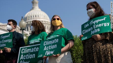 Environment groups plan pro-climate pressure campaign during August recess