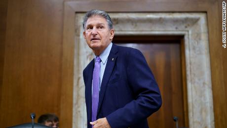 &#39;Increasingly alarmed.&#39; Joe Manchin goes after the Fed on inflation