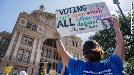 読んだ: Justice Department&#39;s lawsuit against Texas voting law