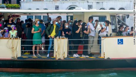 Turistas en Venecia durante el verano.