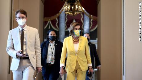 Manchin rejects Pelosi&#39;s call for deal on economic package ahead of key Thursday vote