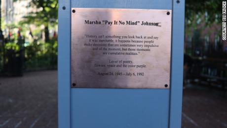 The plaque on Johnson&#39;s bust remembers her as a lover of poetry, flowers, space and the color purple. 