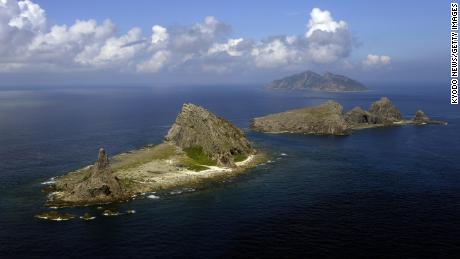 Japan&#39;s defense minister draws red line in island dispute with China
