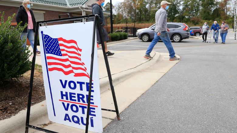 노스캐롤라이나 법원, 주 유권자 신분증 법 금지, citing 'intent to target African American voters'