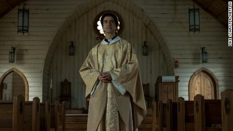 Hamish Linklater plays a mysterious priest in the Netflix series &#39;Midnight Mass&#39; (Eike Schroter/Netflix).