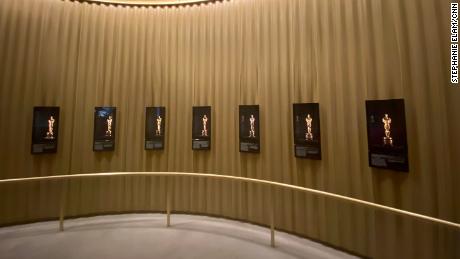 The museum displays Oscar statues and provides visitors with a virtual opportunity to experience the feeling of walking across the stage at the Oscars ceremony.