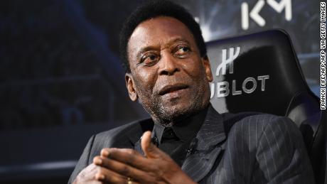 Brazilian soccer legend Pelé will stay in hospital for &#39;unos pocos días&#39; after chemotherapy