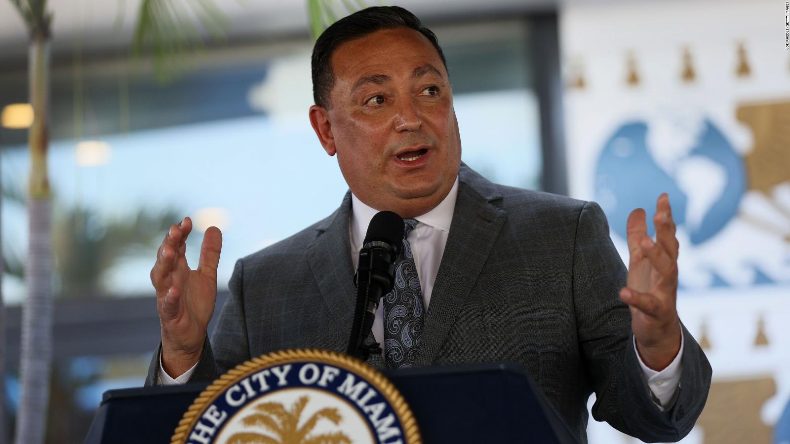 Miami City Commission votes unanimously to terminate Police Chief Acevedo