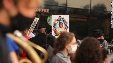 NYPD officers face questions about Eric Garner&#39;s death in rare judicial inquiry