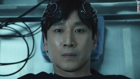 Lee Sun-kyun in 'Dr. Brain,' premiering globally on Apple TV+.
