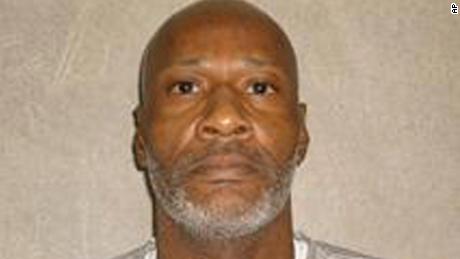 Oklahoma puts first inmate to death since 2015, but witness reports he convulsed and vomited during execution