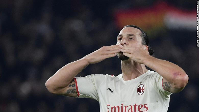 Zlatan Ibrahimovic scores 400th career league goal in AC Milan's win over AS Roma