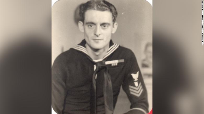 101-Un sobreviviente de Pearl Harbor de un año asistirá al servicio conmemorativo número 80 gracias a su hija y a docenas de amables extraños