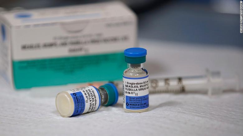 홍역은 다음과 같은 새로운 글로벌 위협입니다. 22 전염병 동안 백만 명의 아기가 백신을 놓쳤습니다., CDC 경고
