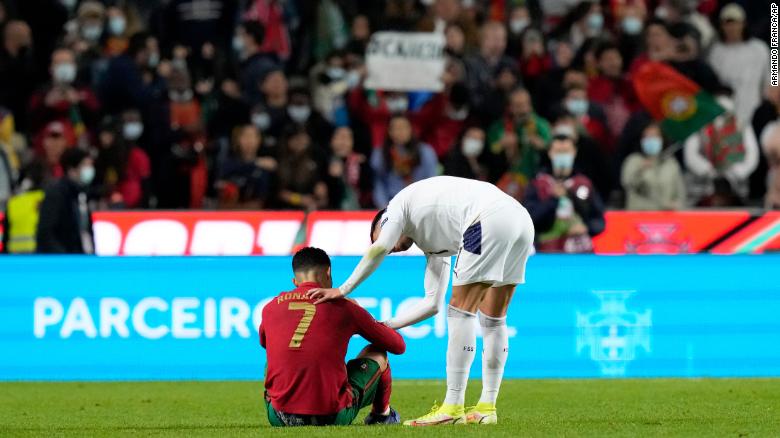 Portugal faces playoff to reach 2022 World Cup after being stunned by Serbia's late goal