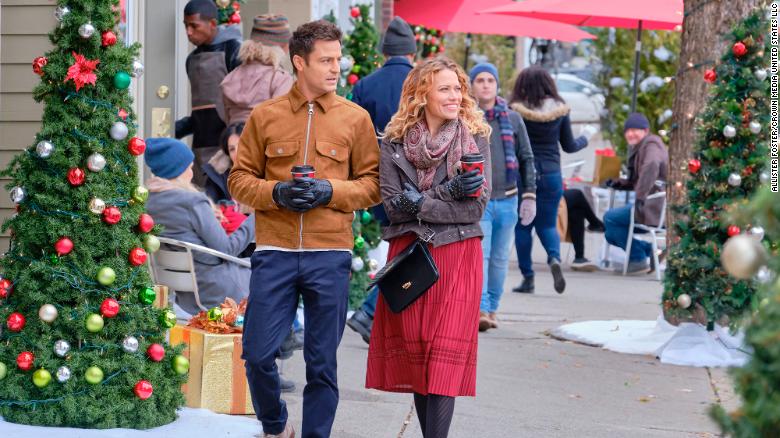 Kick off the holidays with 'An Unexpected Christmas' on Hallmark