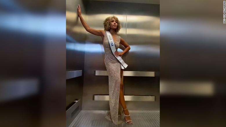 Miss Kentucky Elle Smith takes the Miss USA crown