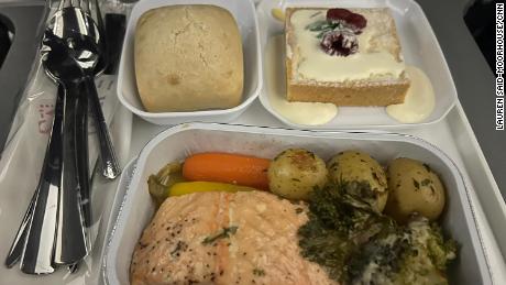 Passengers can choose between meat, fish or vegetarian meals.
