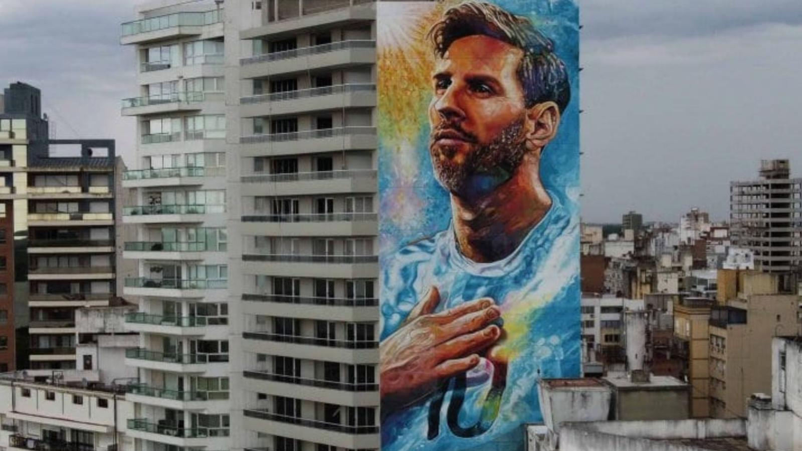 Inauguran la obra de arte más grande dedicada a Lionel Messi en su