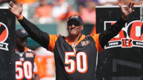 Browner waves to the crowd during a halftime ceremony of an NFL football game between the Bengals and the Baltimore Ravens on September 10, 2017, in Cincinnati.