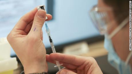 Canada says vaccine mandates work as Quebec&#39;S &#39;unvaxxed tax&#39; leads to spike in first-dose appointments