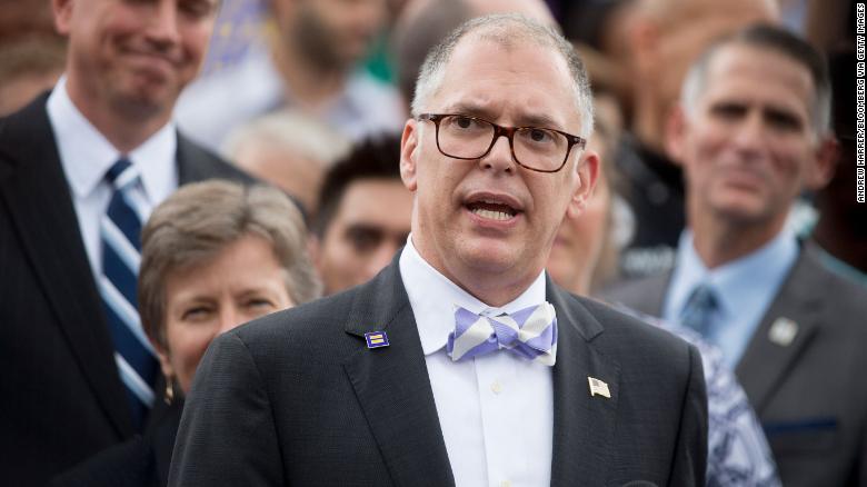 Gay rights activist Jim Obergefell announces bid for Ohio House