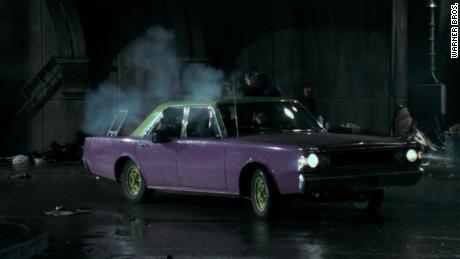 A purple and green Dodge was featured in the 1989 película, &quot;Batman.&cotización;