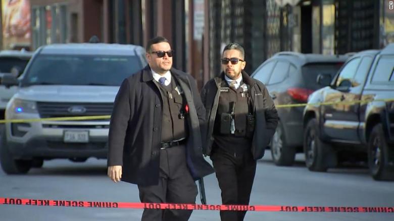 Una bambina di 8 anni è stata uccisa a colpi di arma da fuoco da un proiettile vagante a Chicago