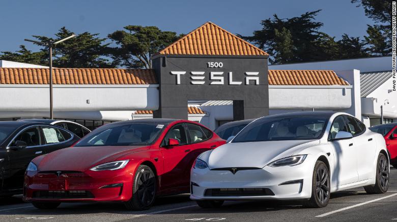 Tesla recalls 817,000 vehicles in U.S. over seat belt reminder alert