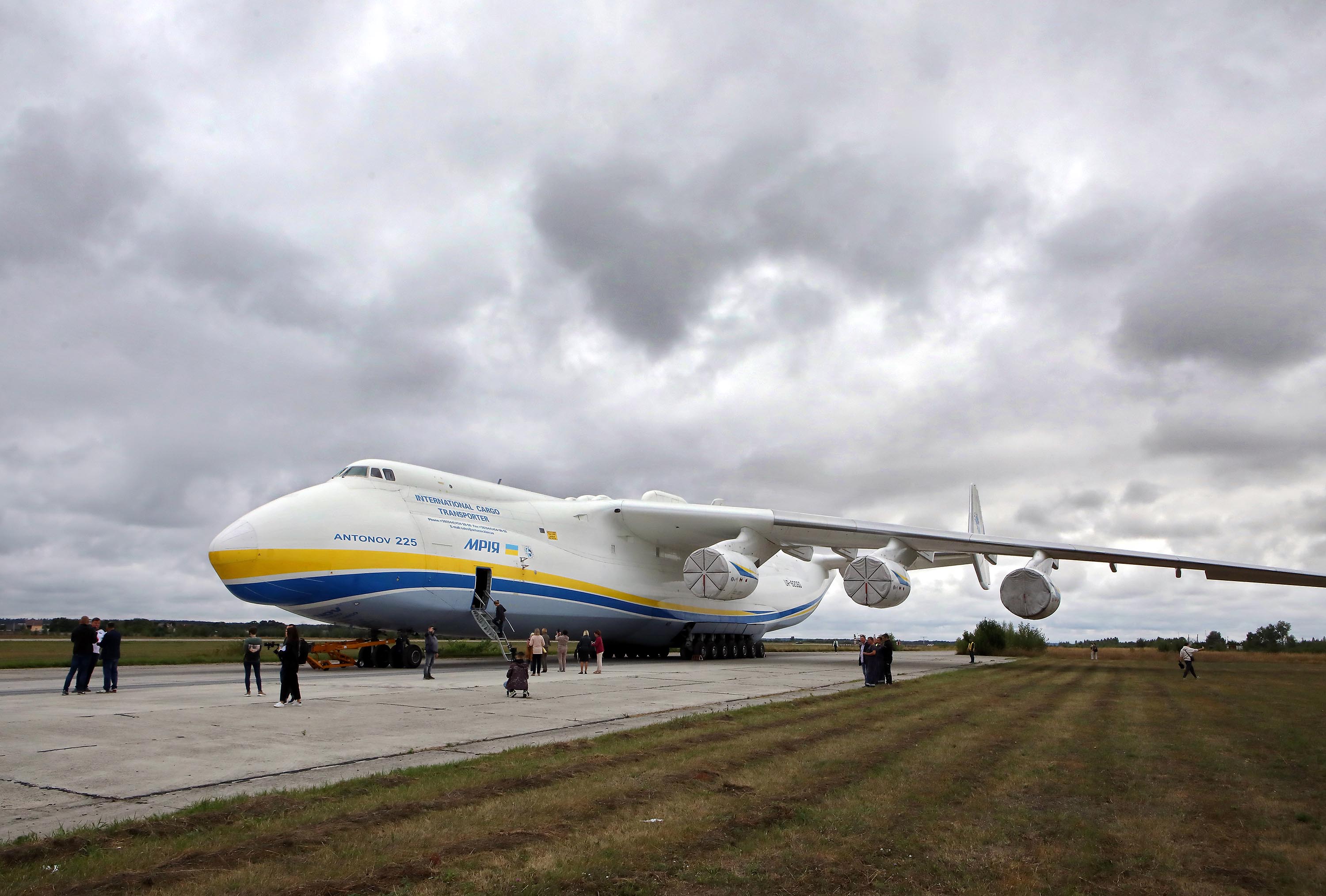 biggest cargo plane