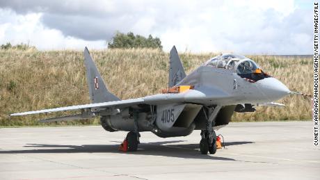 Pentagon says Polish proposal to transfer jets to US to give to Ukraine isn&#39;t &#39;tenable&#39;