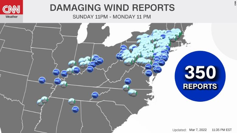 より多い 200,000 without power in Northeast as damaging winds sweep through region