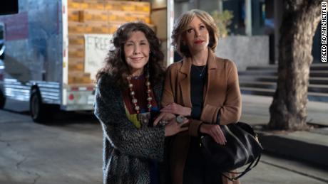 (From left) Lily Tomlin stars as Frankie Bergstein and Jane Fonda as Grace Hanson in &quot;Grace and Frankie.&quot; 