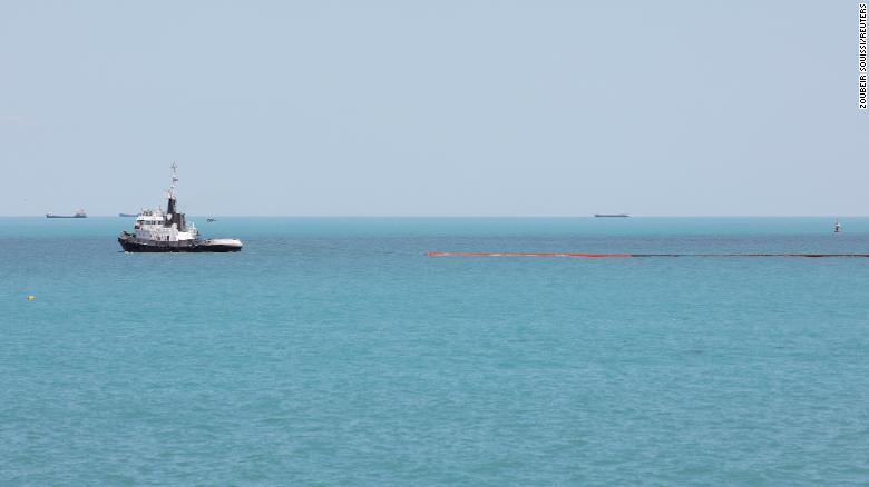 Tunisia seeks to limit damage after ship carrying up to 1,000 tons of fuel sinks