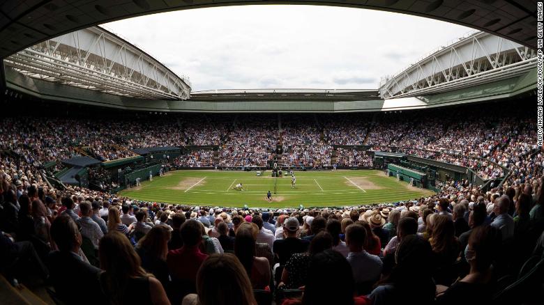 Las giras de tenis le quitan puntos de clasificación en Wimbledon por la decisión de prohibir a los jugadores rusos y bielorrusos