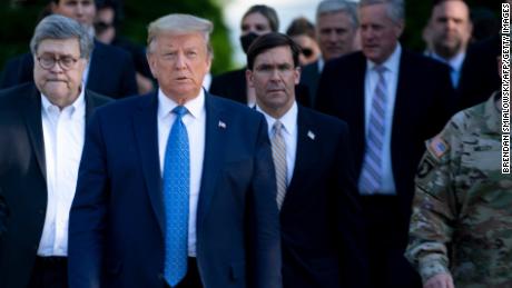 Il 9 most outlandish lines from Donald Trump&#39;s response to Mark Esper&#39;s book