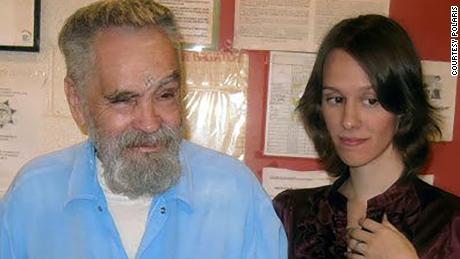 Charles Manson and Afton &quot;星&q报价 伯顿