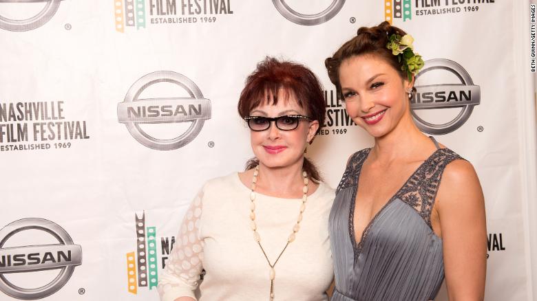 Ashley Judd writes heartfelt letter on her 'first Mother's Day without my mama'