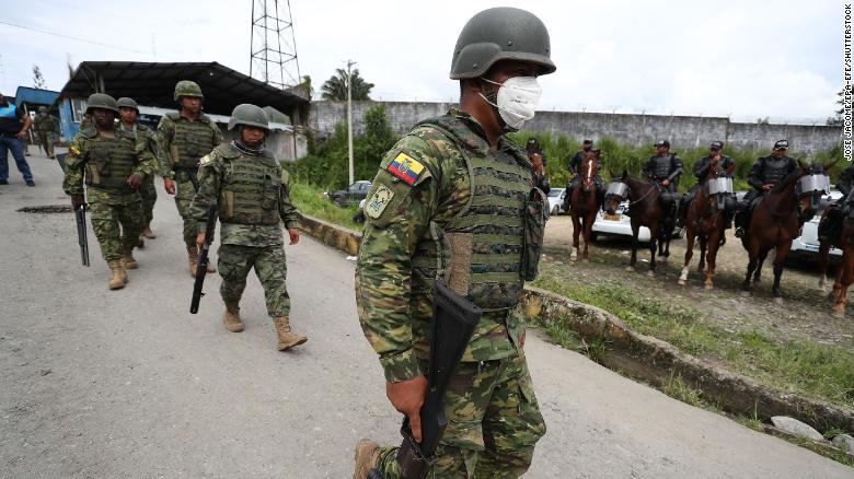 이상 40 에콰도르 교도소 폭동으로 사망