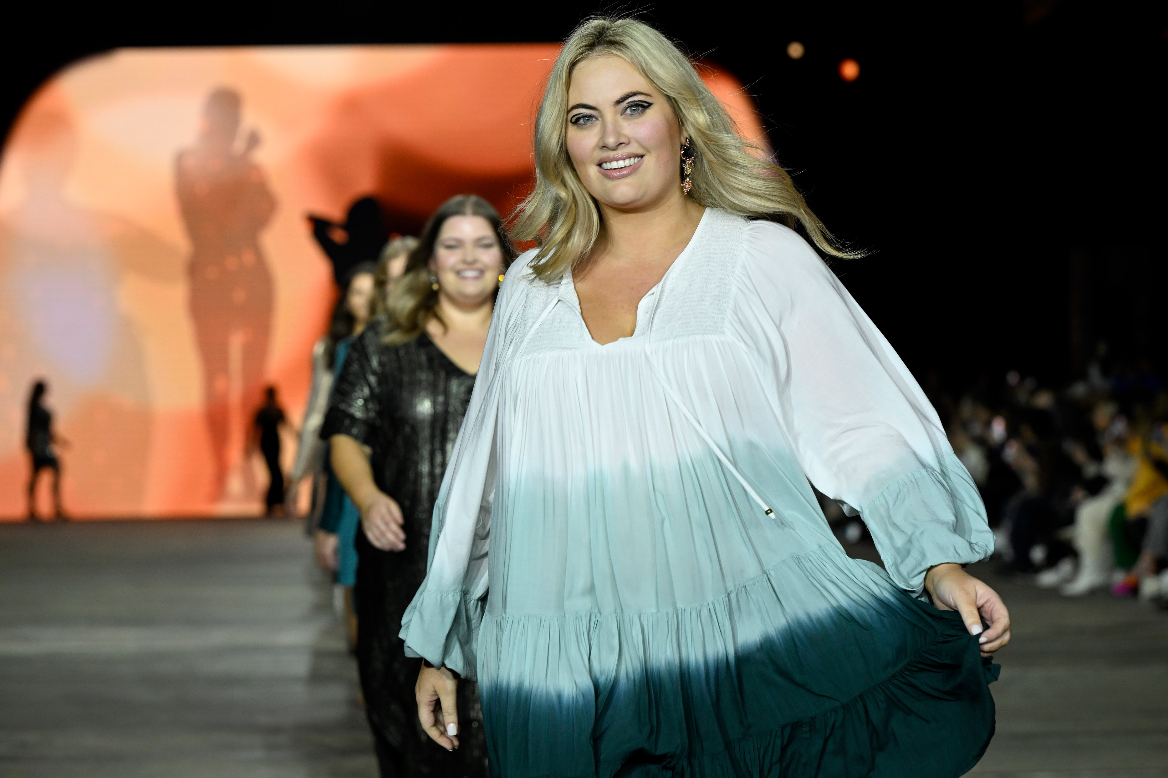 coal delicate bomb Australian Fashion Week hosts its first ever plus-size runway show - CNN  Style