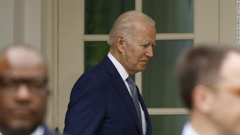 Biden will travel to Buffalo on Tuesday following mass shooting, amptenaar sê
