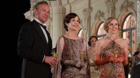 Hugh Bonneville, Elizabeth McGovern and Laura Carmichael in &#39;Abbazia di Downton: A New Era.&#39;