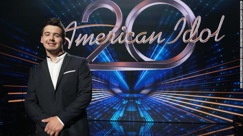'American Idol' crowns a Season 20 优胜者