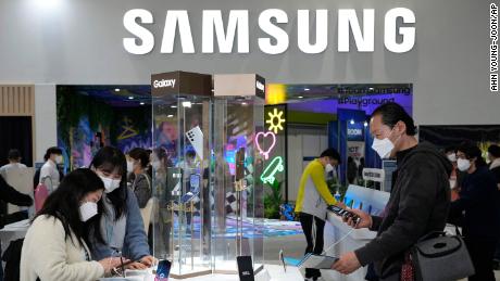 Samsung plans to create 80,000 new jobs with $  356 billion investment