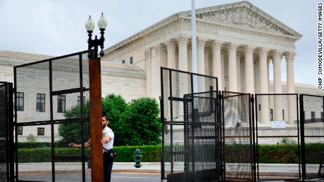 Escalation of the Supreme Court&#39;s leak probe puts clerks in a &#39;no-win&#39; situation 