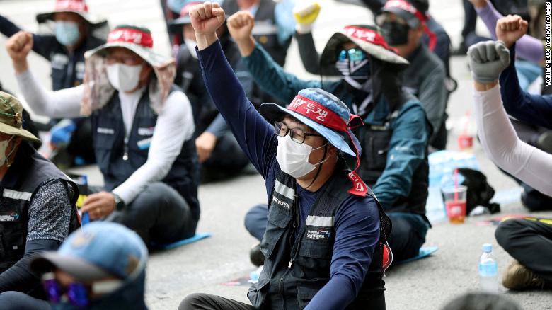 Trucker strike in South Korea enters seventh day, hits POSCO, Hyundai Motor